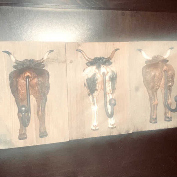 Beautiful Bull hanging wall art - Picture 2 of 5